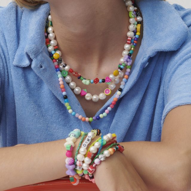 DIY Schmuck Halskette und Armband aus bunten Perlen