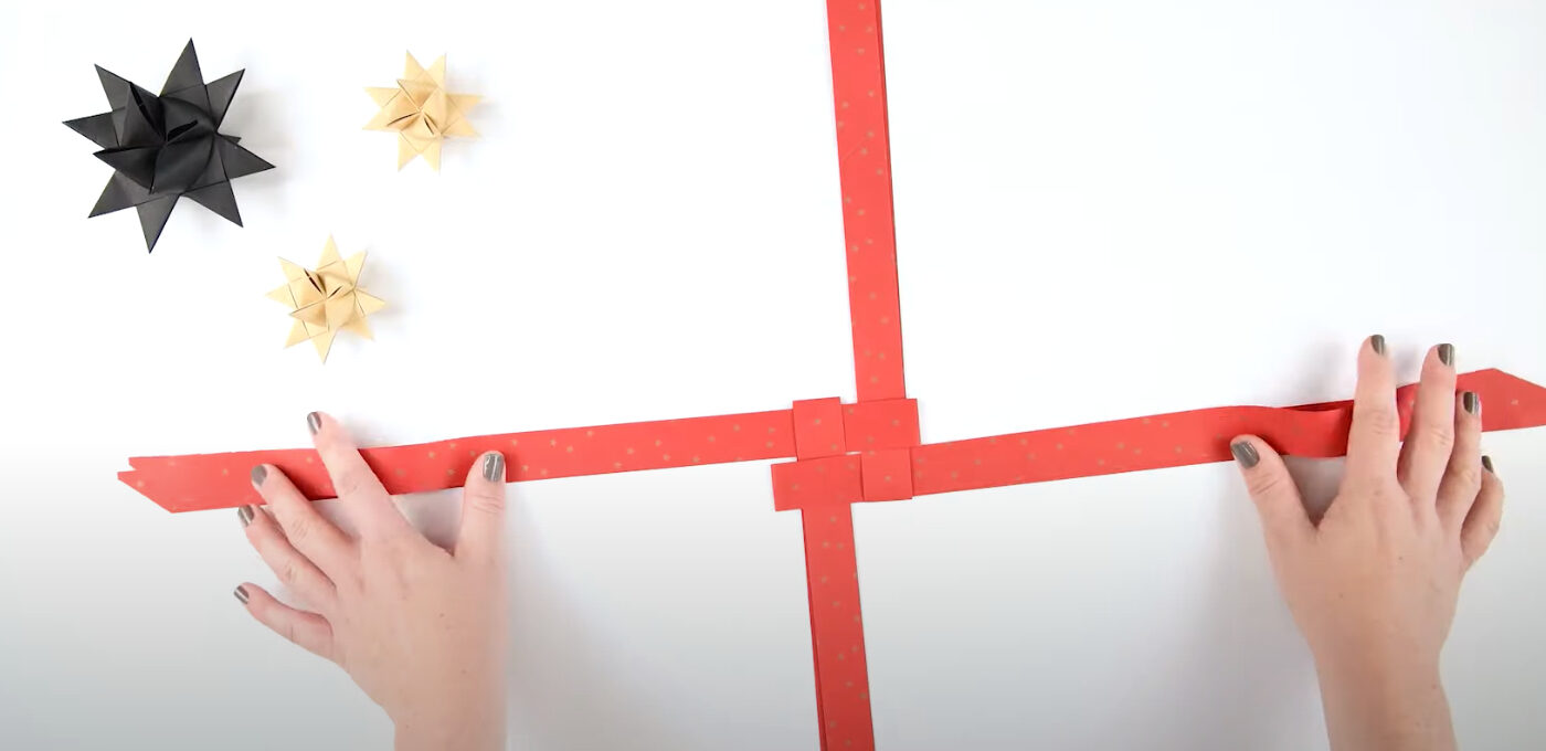 Anleitungsvideo: Fröbelsterne selber falten