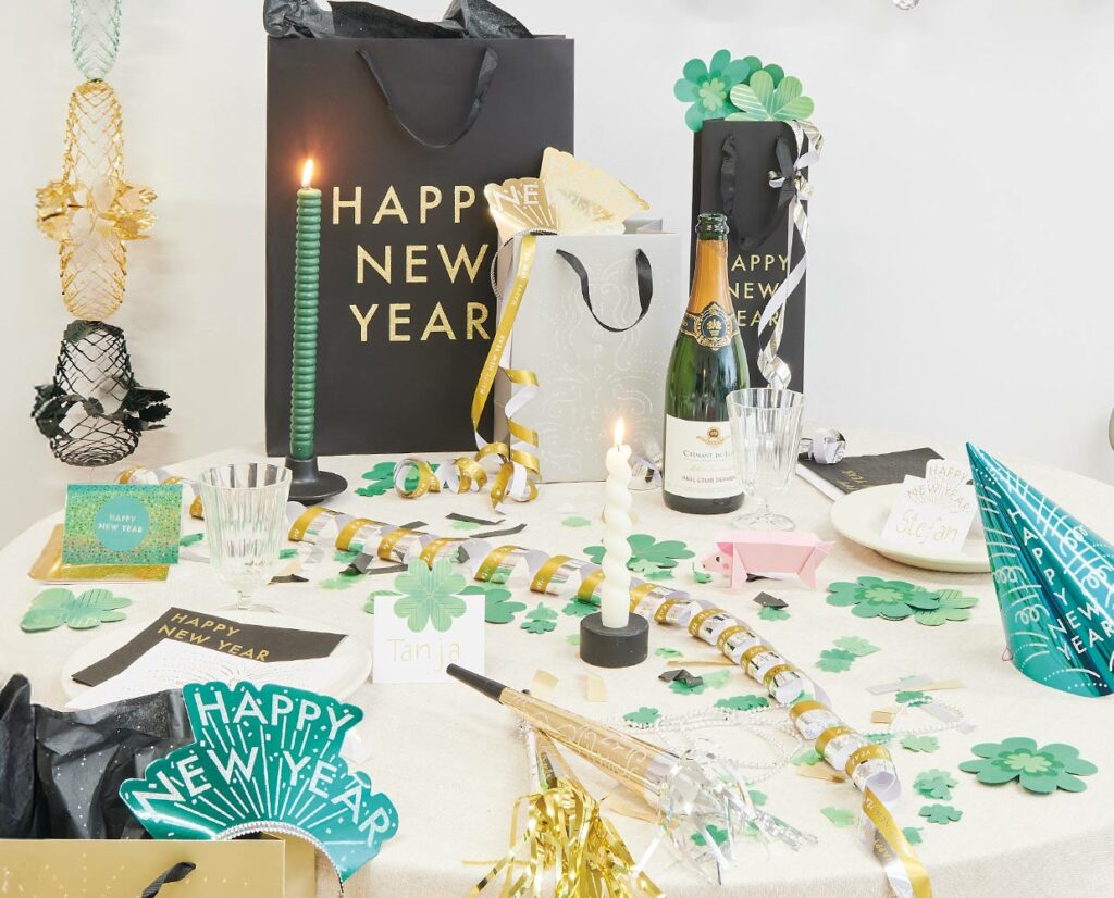 Tischdeko für Silvester selber machen und gestalten