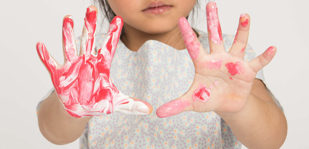 Zeig her deine Hände: Malen mit Fingerfarbe
