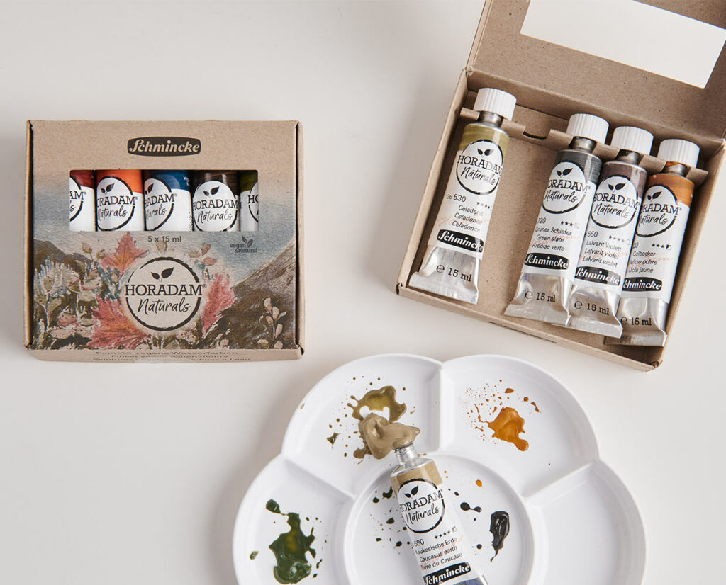 Set von den Naturals: Hochwertige Aquarellfarben zum Malen von Berglandschaften