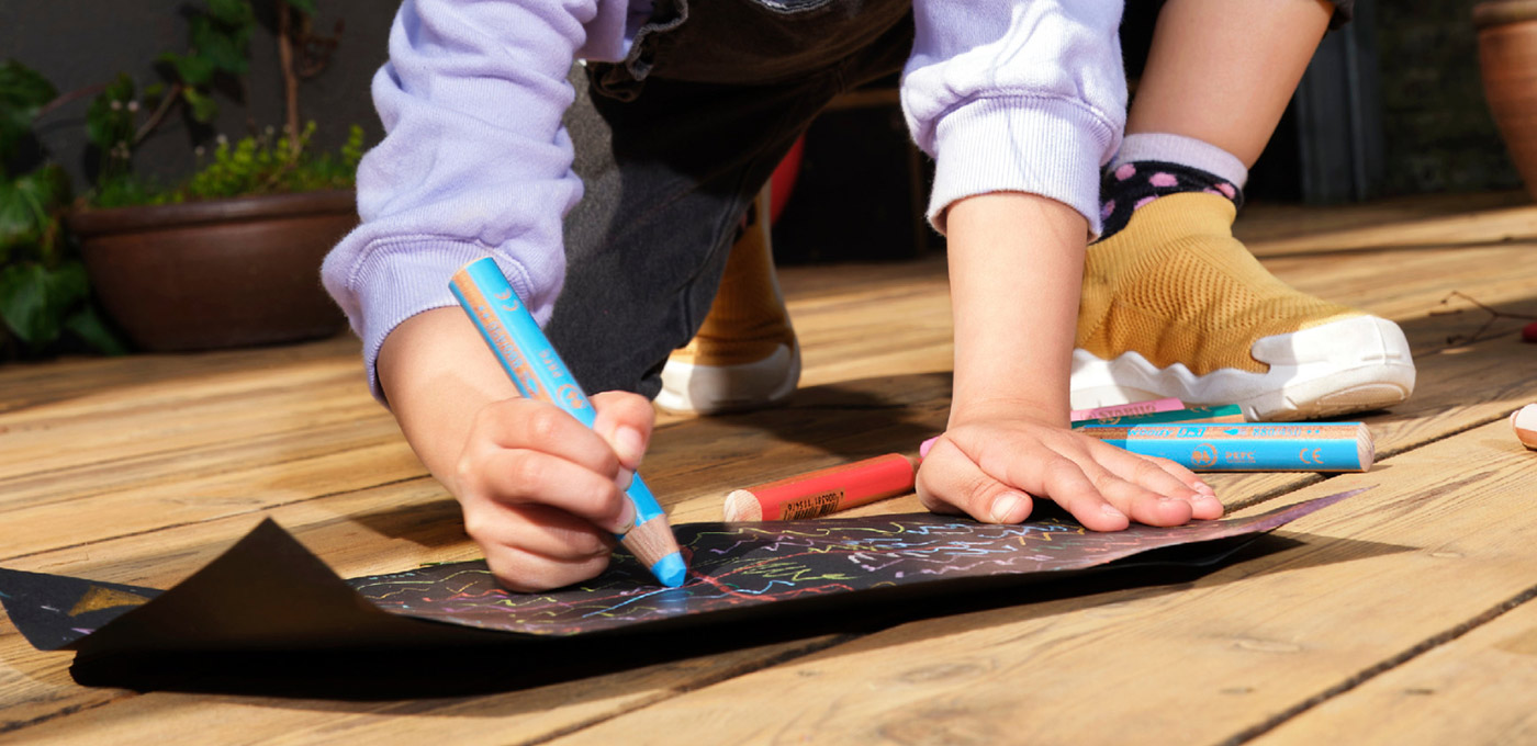 Stifte für Kinder: Dicke Buntstifte und lustige Tierstifte