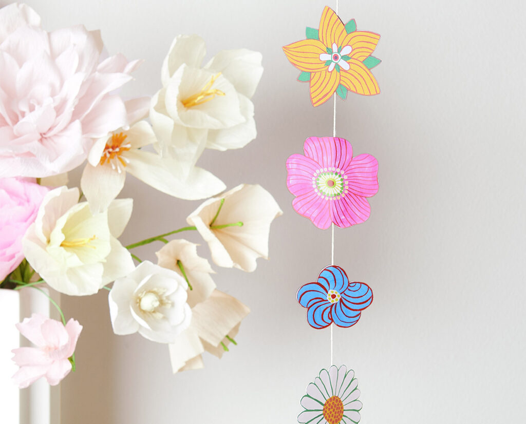 Blumenmuster als vorgestanzte Girlanden Motive