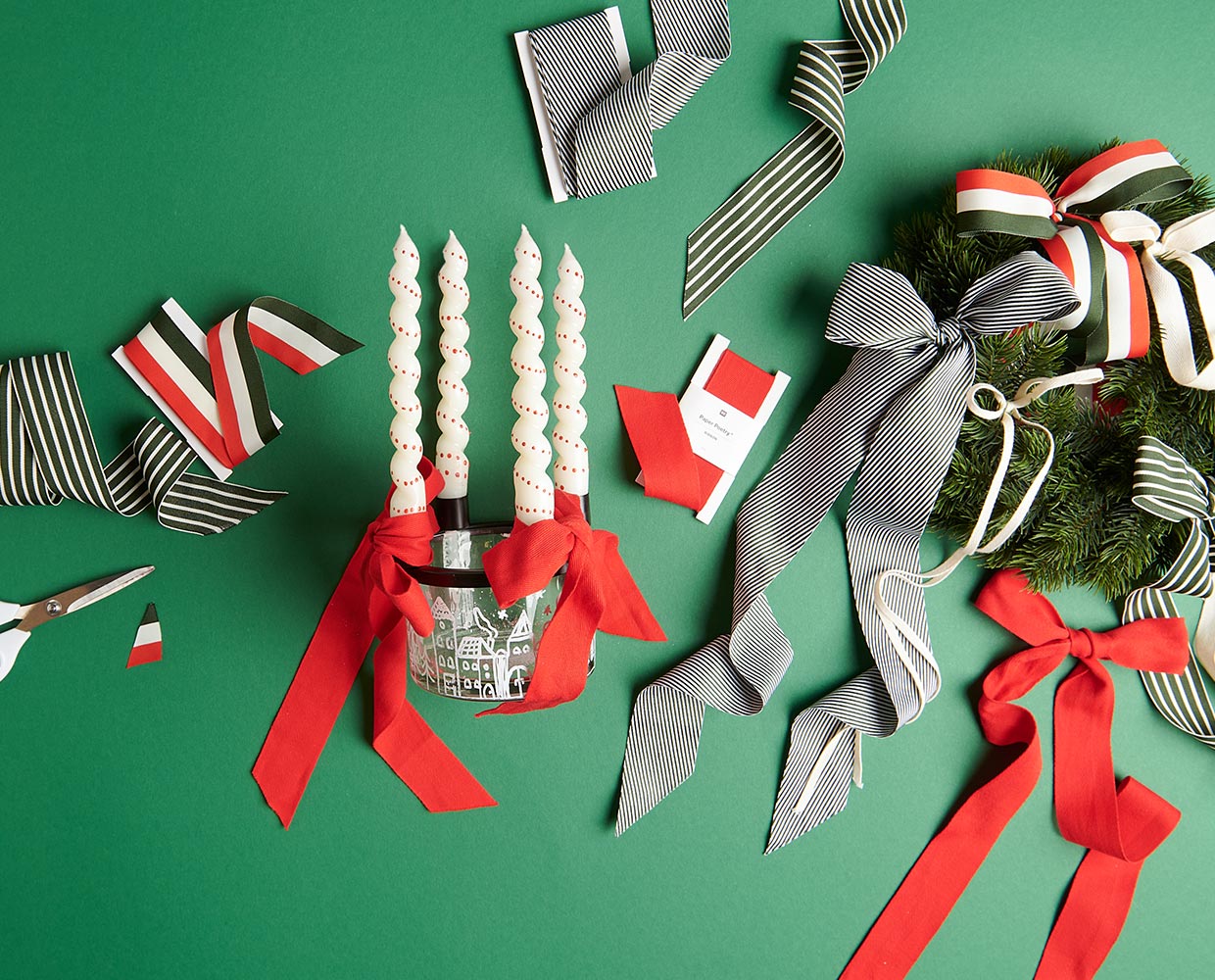 Moderne Adventskranz oder Adventsgesteck selber machen: diese Materialien brauchst du