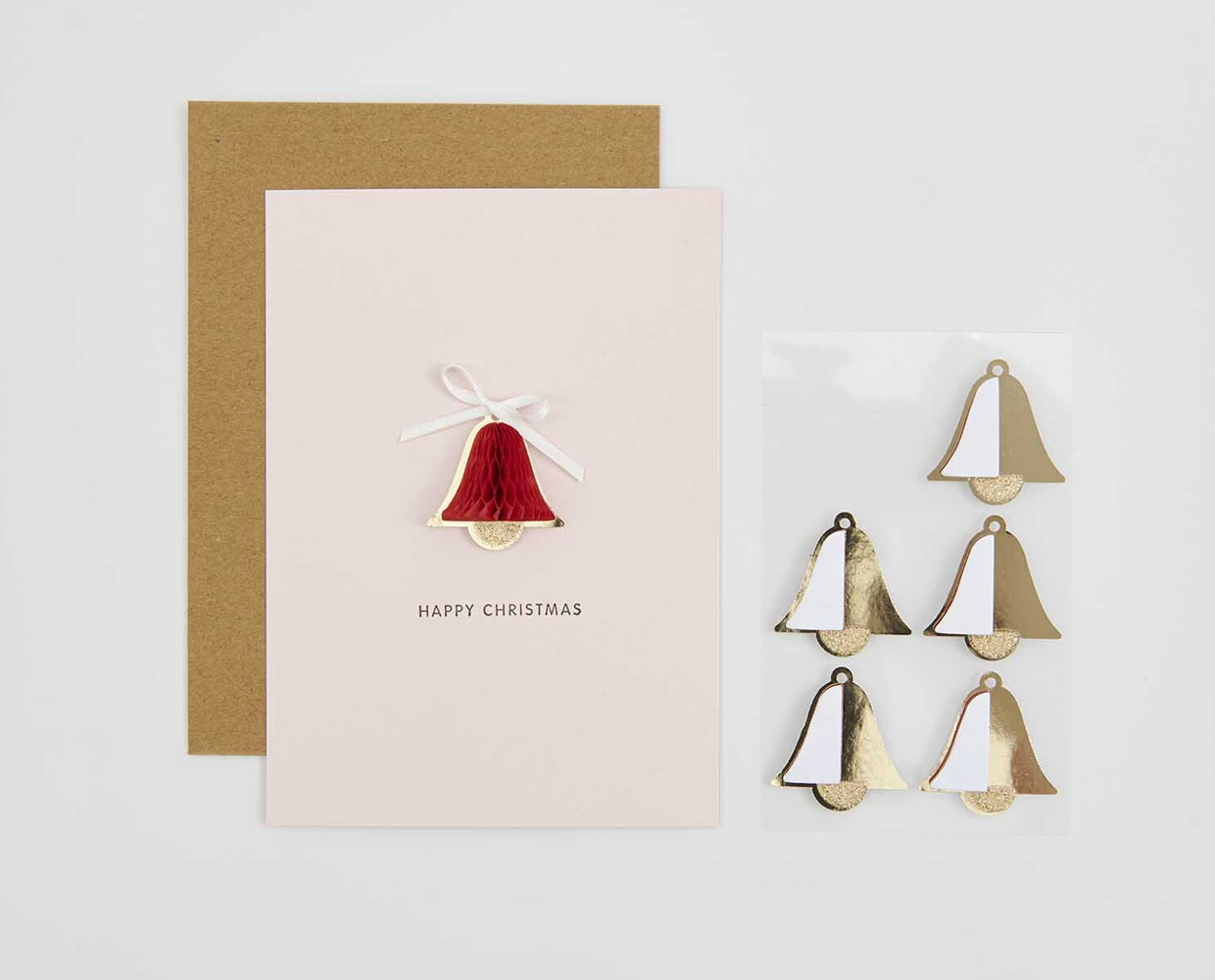 Wabenpapier Sticker eigenen sich perfekt zum Pop Up Karten basteln