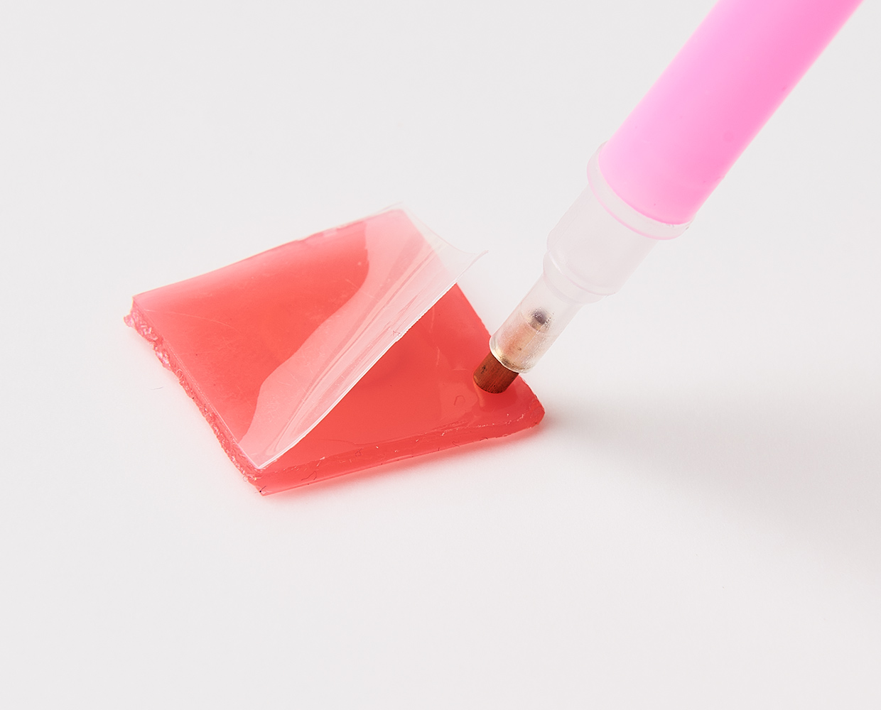 Spezieller Stift für die Diamonds - Eintauchen in Wachs