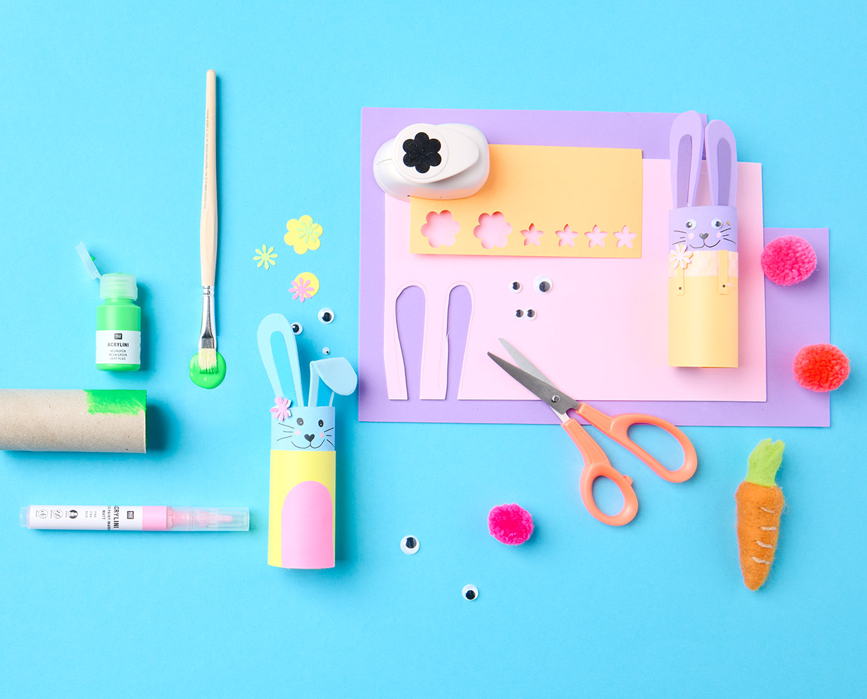 Kinderbasteln Ostern: Papphasen und Ostereier bemalen